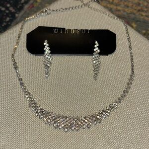 Windsor Sparkling Silver Necklace and Earring Set